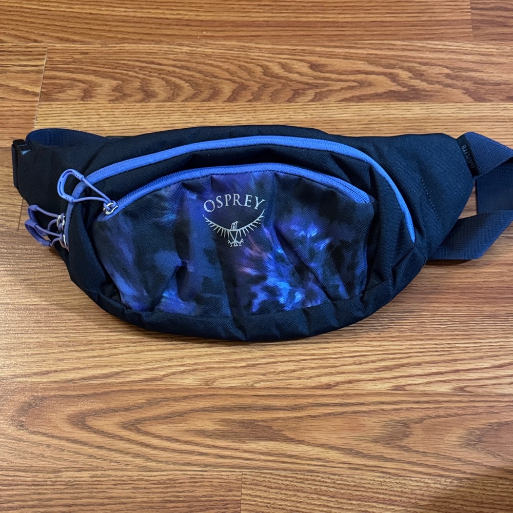 OSPREY Men's Black and Blue Belt Bag